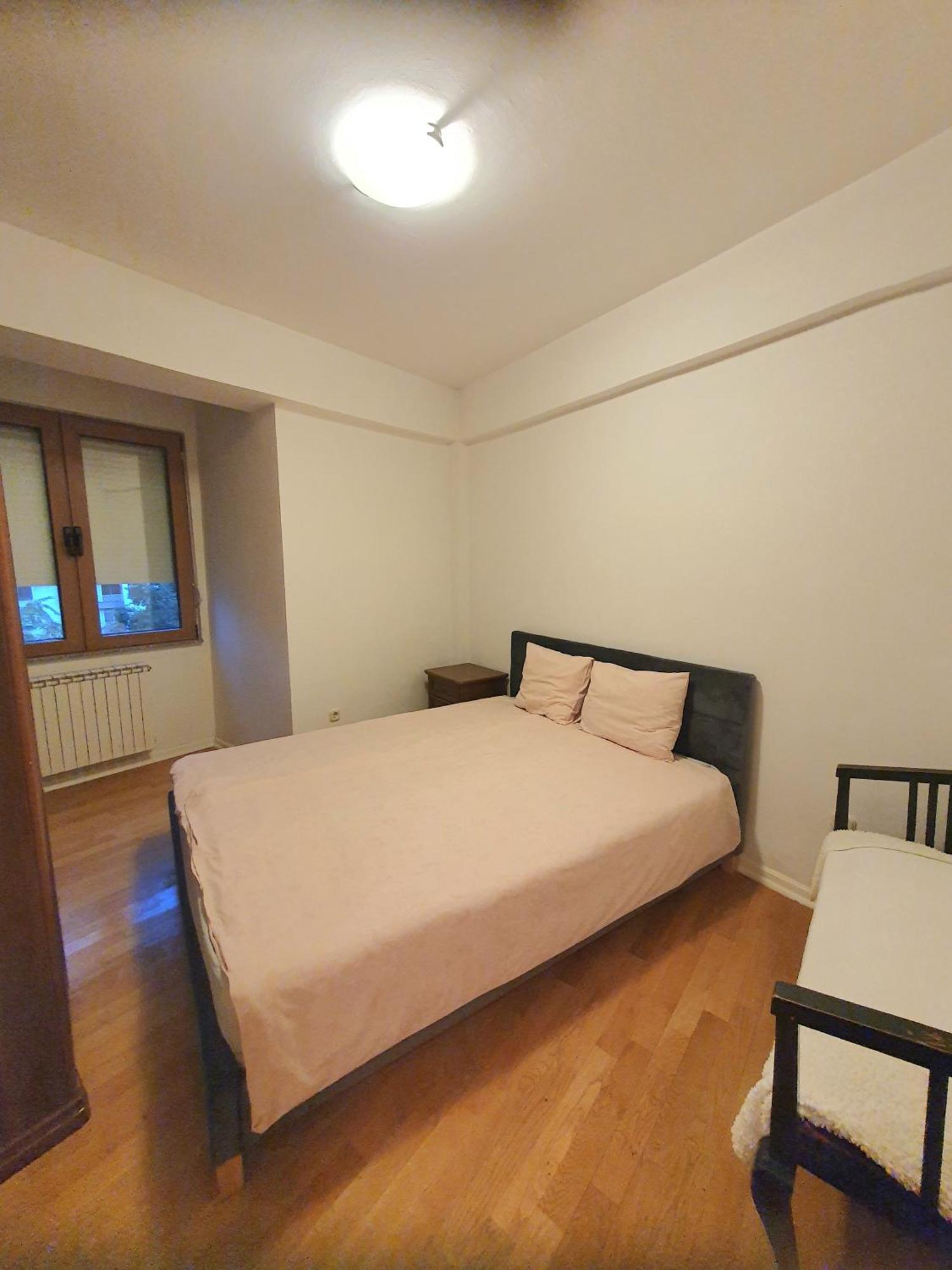 3 Bedroom Home With Parking Garage In The Heart Of Skopje Exterior foto